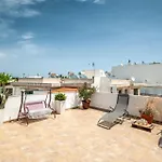 Luna Loft Lägenhet